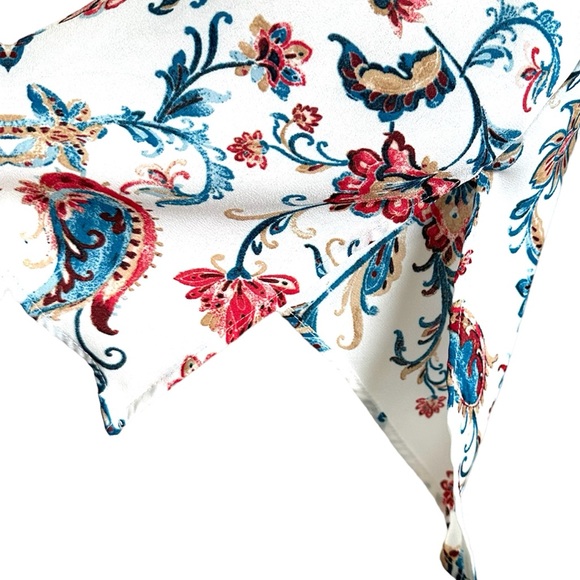 Zac & Rachel Floral Paisley Blouse White, Blue, & Red Tunic Top Size M - Picture 4 of 10